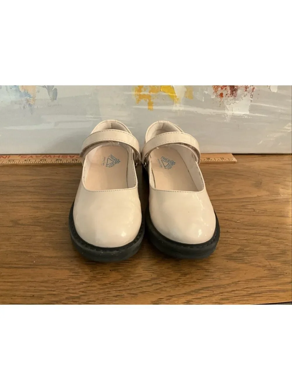 Thereabouts Flutter Girls Round Closed Toe Mary Jane Shoes Nude Sz 2M